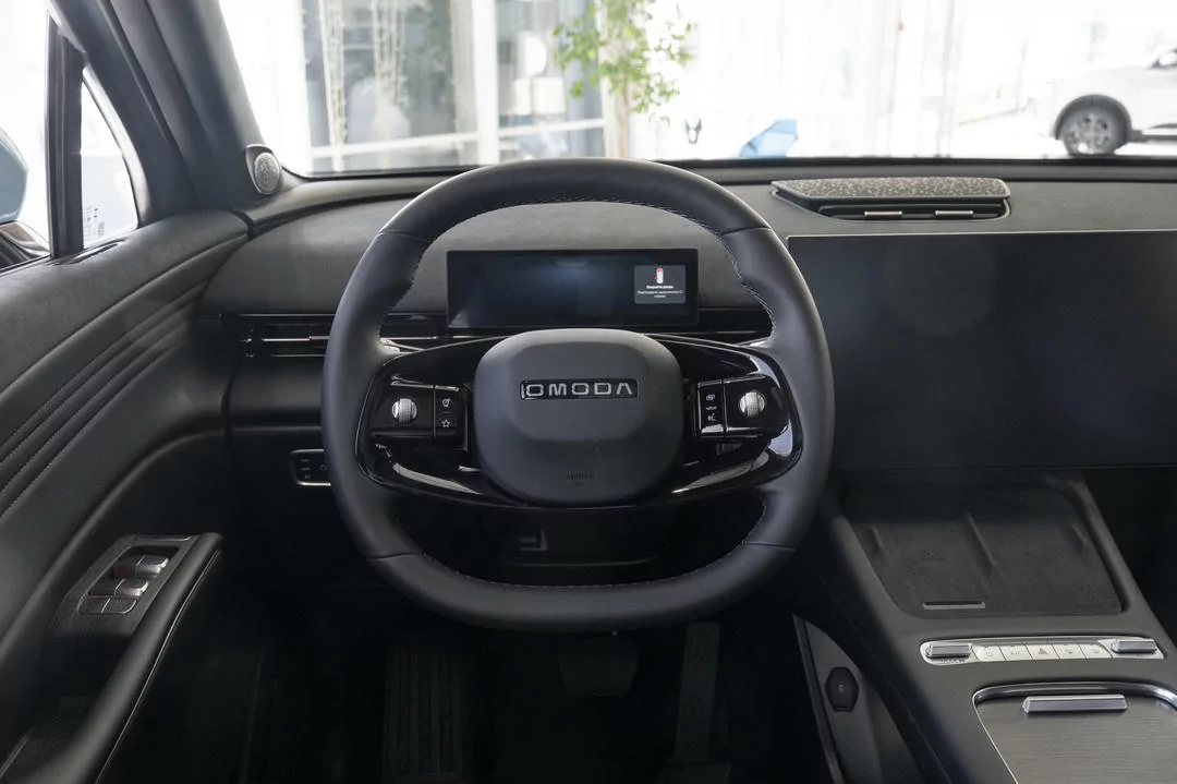 OMODA C7